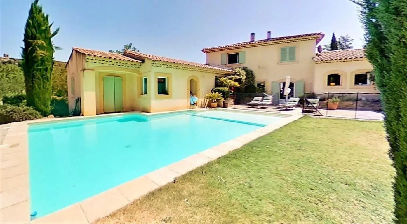 Holiday home Casa-Muriel : Votre Retraite Ultime En Provence Jouques