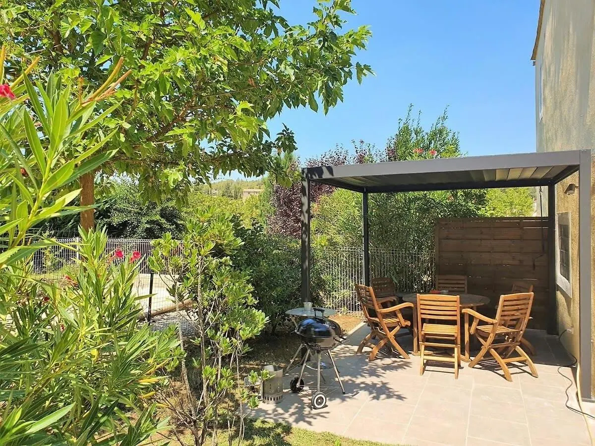 Holiday home Casa-Muriel : Votre Retraite Ultime En Provence Jouques France